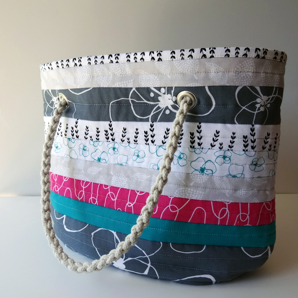Thread Riding Hood - Spring Market Tote & Mini Tote Tutorial