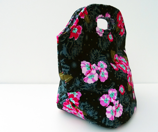 Thread Riding Hood - Insulated Lunch Bag Tutorial