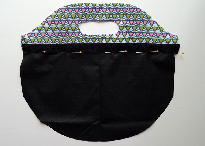 Thread Riding Hood - Insulated Lunch Bag Tutorial Step 3