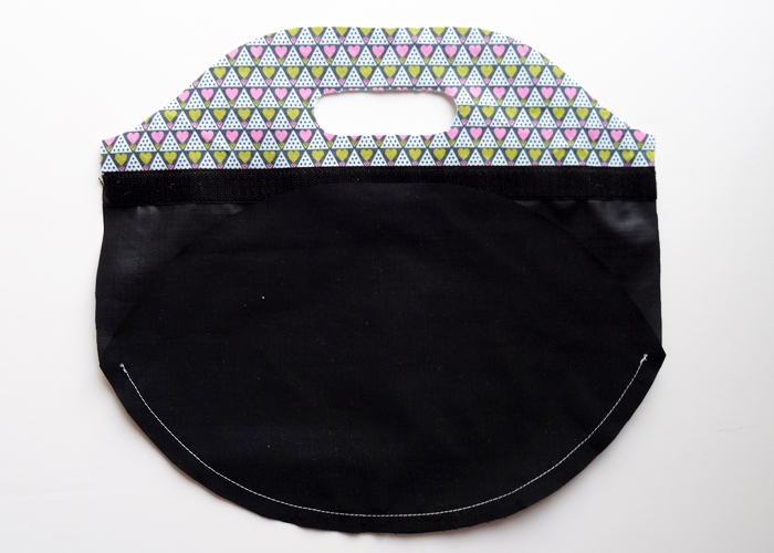 Thread Riding Hood - Insulated Lunch Bag Tutorial Step 6