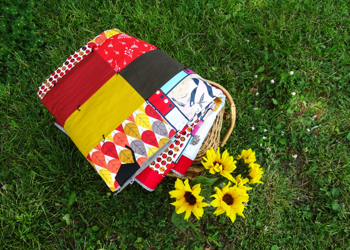 Thread Riding Hood - Getting Antsy Picnic Quilt