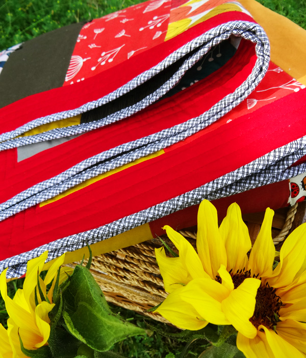 Thread Riding Hood - Getting Antsy Picnic Quilt