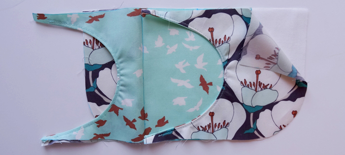 TRH Cat-Eye Pouch Tutorial - Front 5