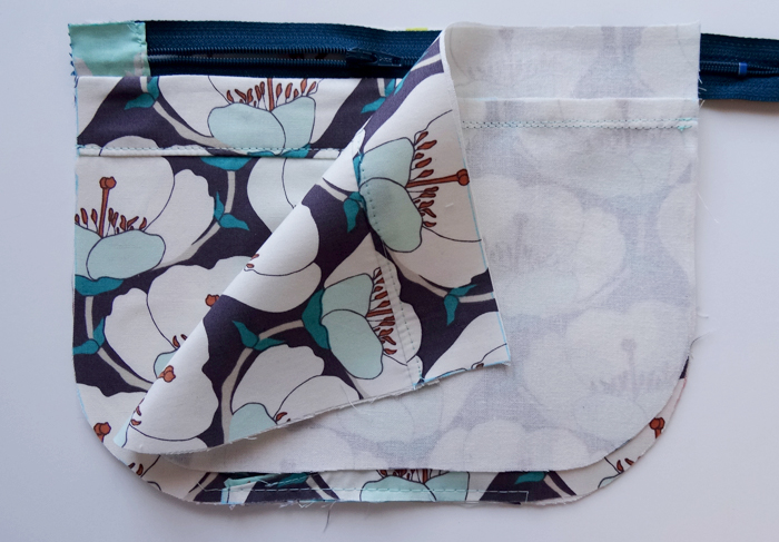 TRH Cat-Eye Pouch Tutorial - Zipper 5