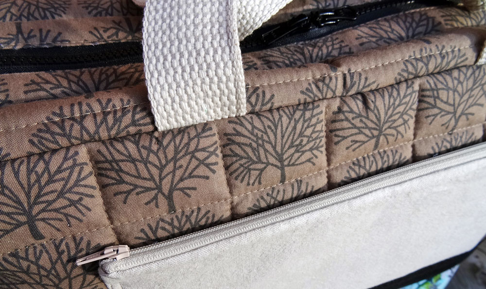 Zipper Pocket Cargo Duffle Ghastly Essex