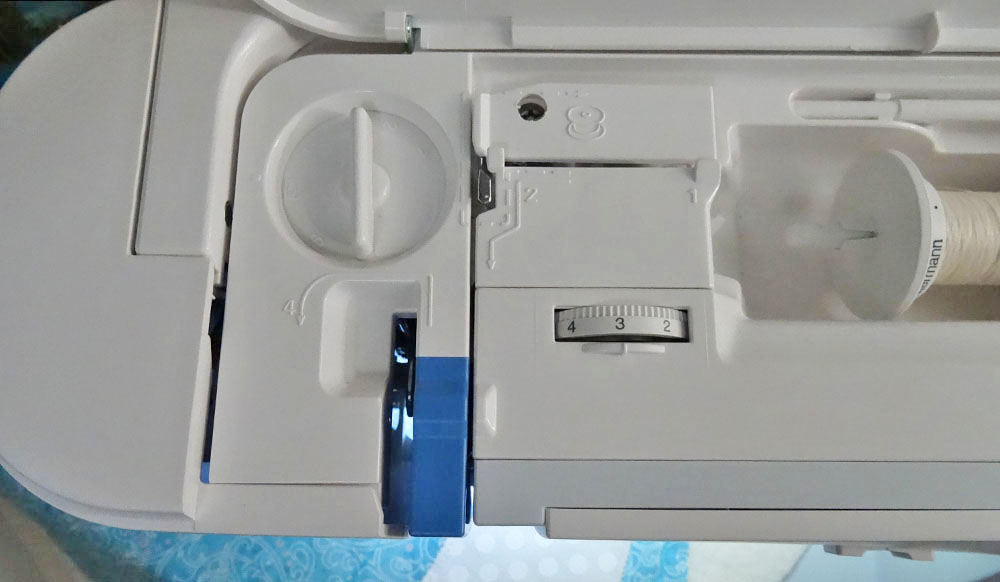 Christmas Ornament Placemat Tutorial - Quilting Tension