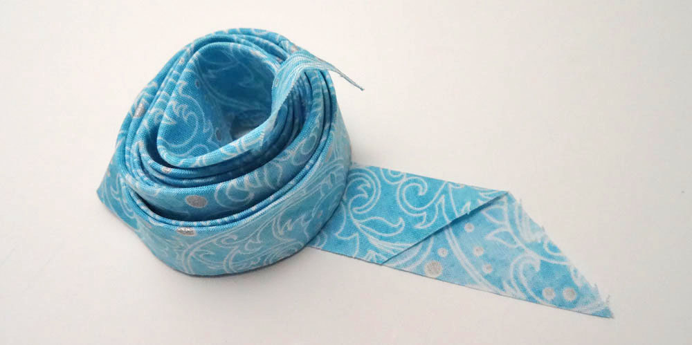 Christmas Ornament Placemat Tutorial - Finished Binding