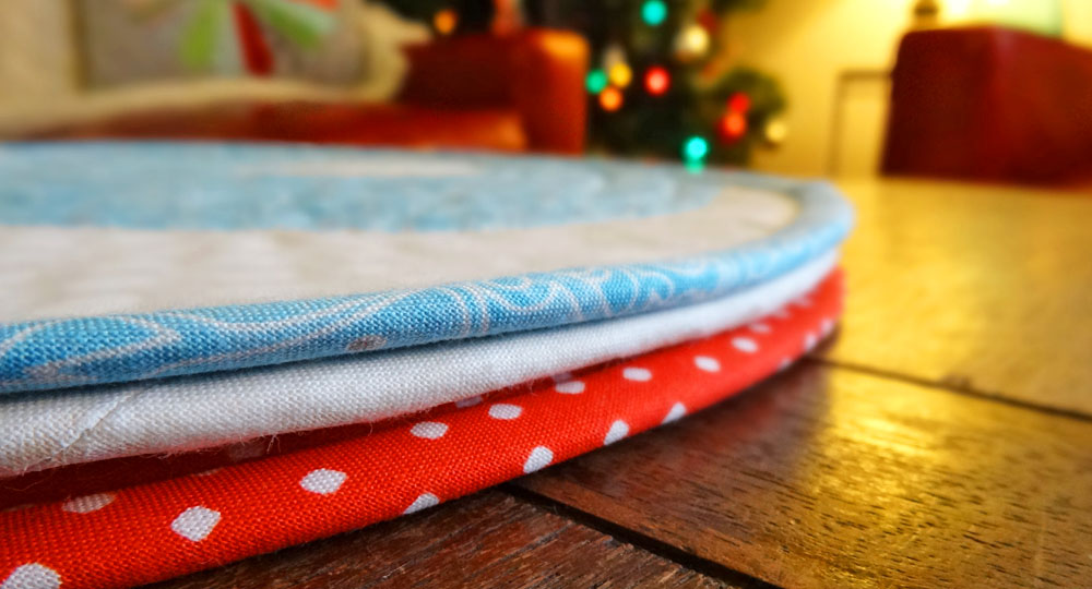 Christmas Ornament Placemat Tutorial - Stacked