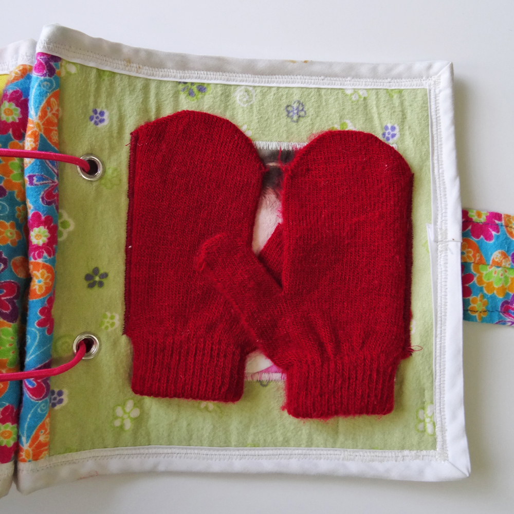 Quiet Book - PeekABoo Closed