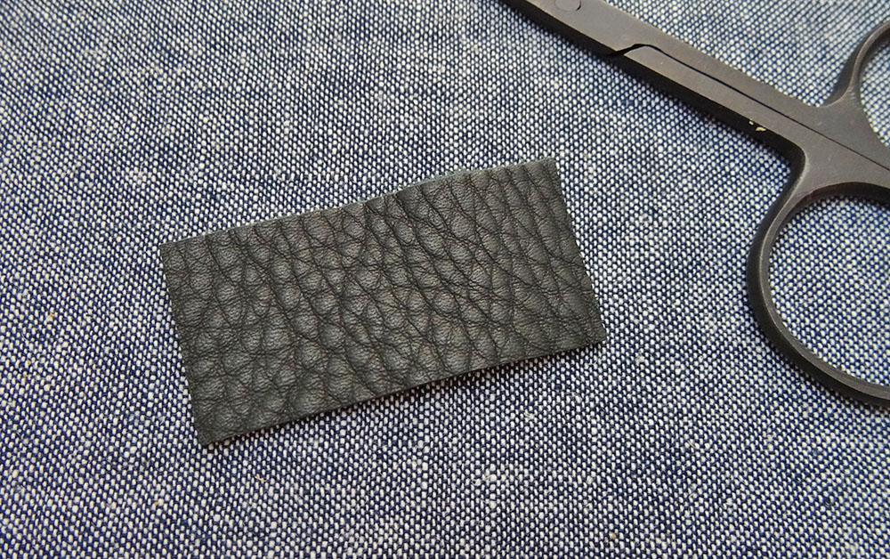 Pre-cut the Leather to size Pre-cut the Leather to size