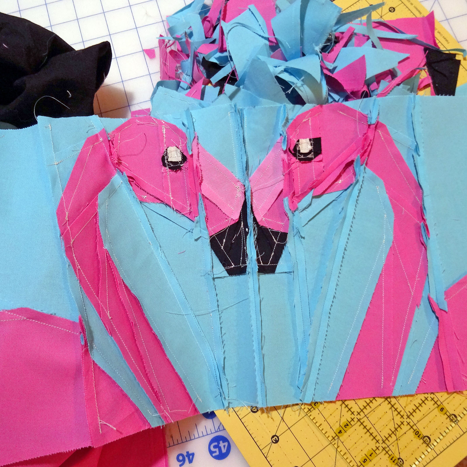 Paper Pieced Flamingo Pillow (2)