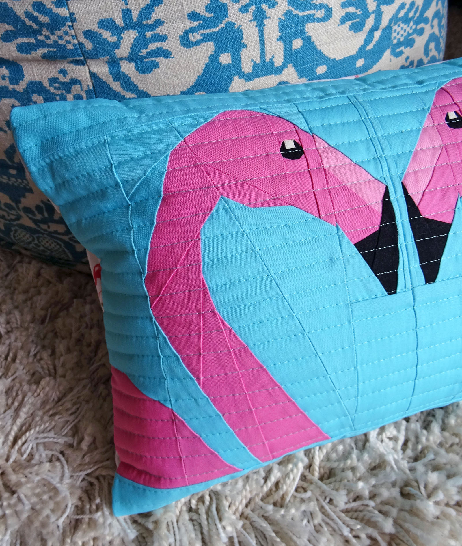 Paper Pieced Flamingo Pillow (4)