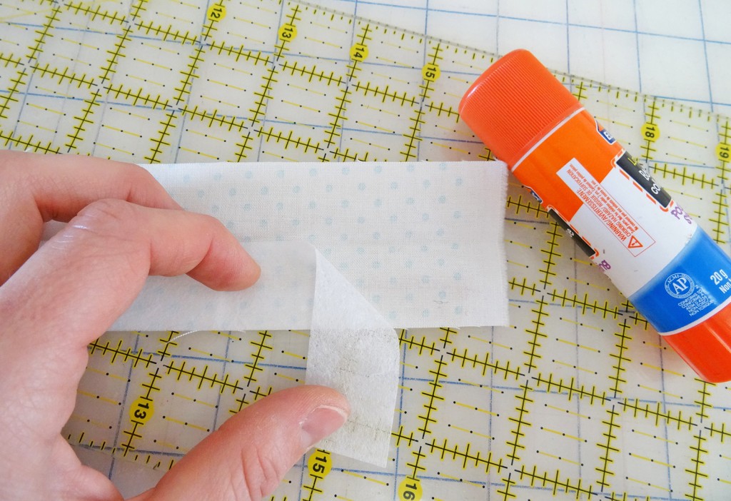 Apply stabilizer to the accent strip diy pillowcase, secret message, glow in the dark, glow-in-the-dark, handmade, pillowcase