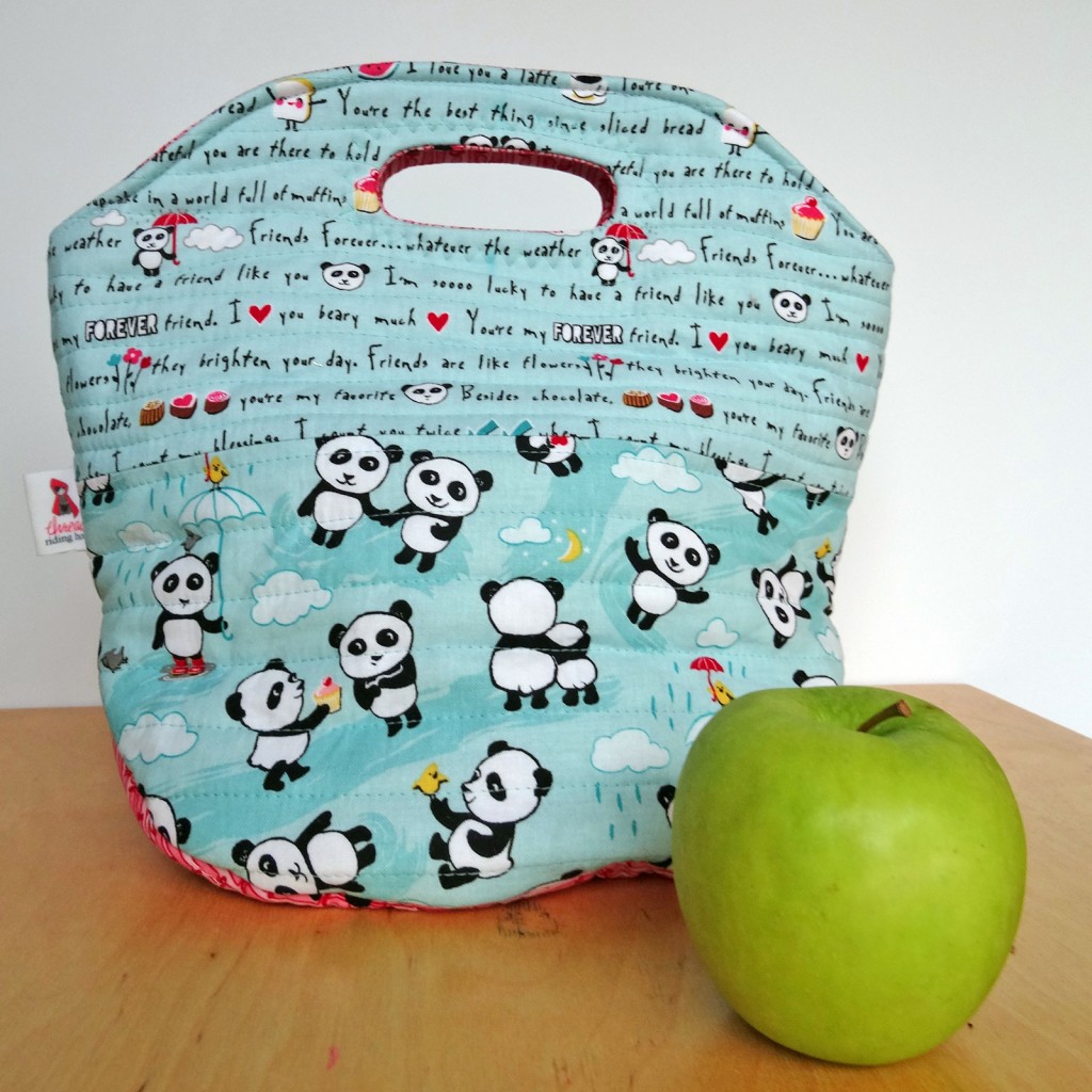 Panda Lunch Bag panda love, lunch bag, panda, tutorial, sew, insulated lunch box, sewing tutorial