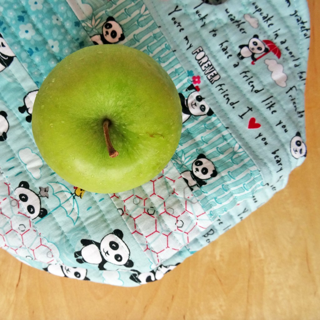 Panda Lunch Box panda love, lunch bag, panda, tutorial, sew, insulated lunch box, sewing tutorial