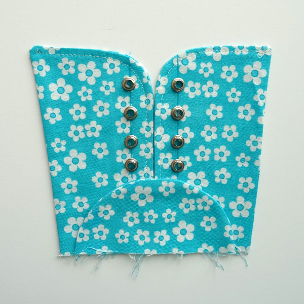 Quiet Book Sew Along - Week 16 Tie A Shoe - Step 5