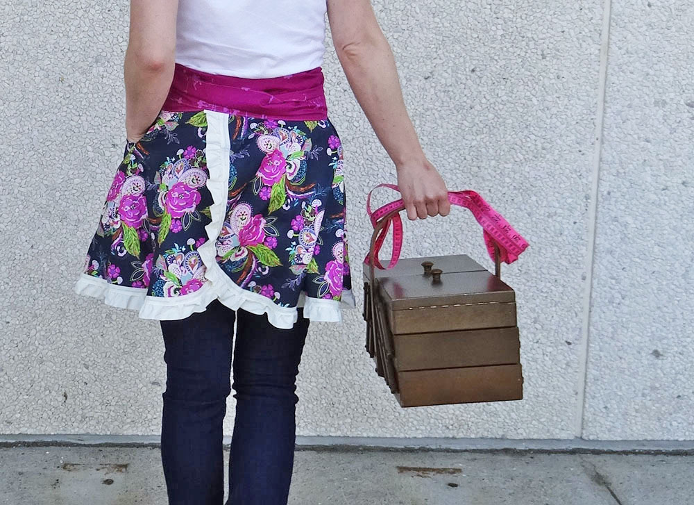 Floral Apron Tutorial - Ruffled Back View